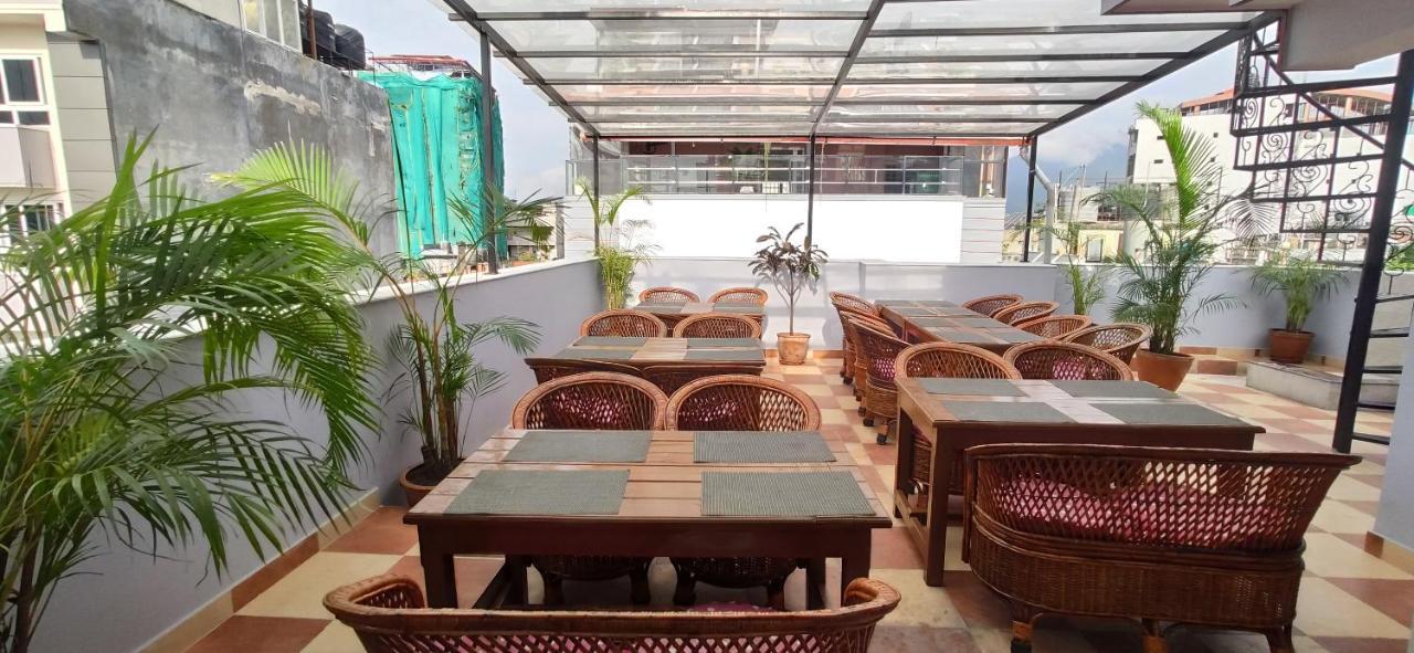 Hotel Pipal Tree Kathmandu Exterior foto