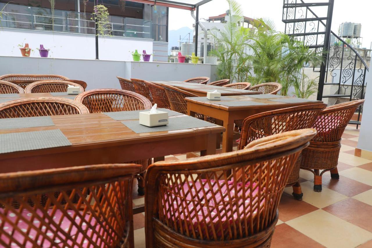 Hotel Pipal Tree Kathmandu Exterior foto
